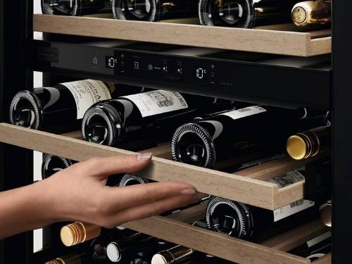 ELECTROLUX EWUD040F8B cantina vini