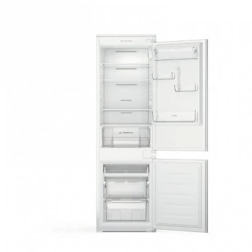 Indesit INC18 T112 frigorifero